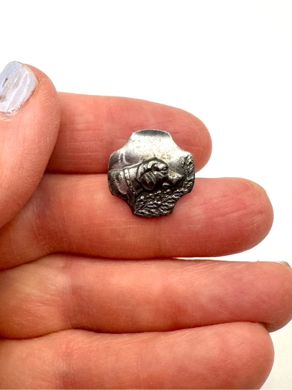 Vintage Artisan Cast Pewter Dog Dachshund Novelty Button